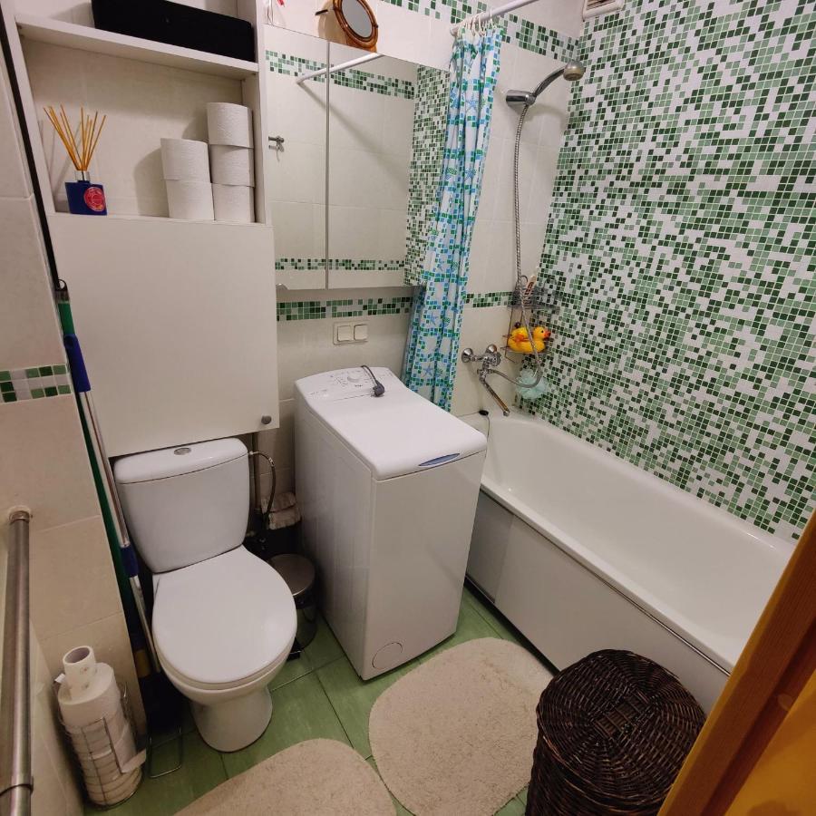 Dainai Apartament Šiauliai Exteriör bild
