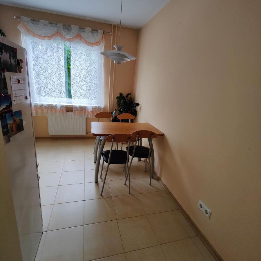 Dainai Apartament Šiauliai Exteriör bild