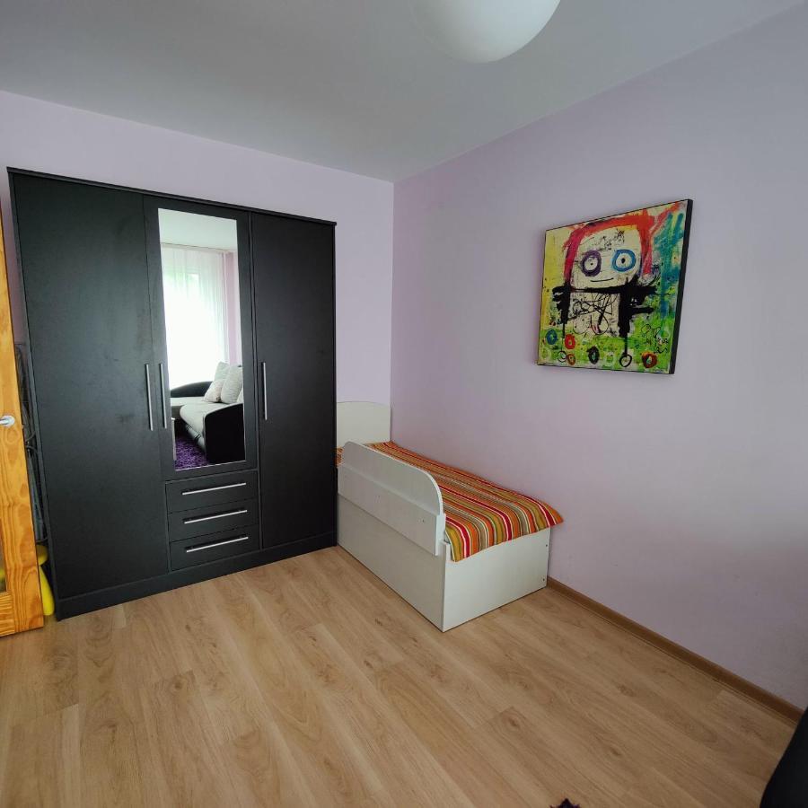 Dainai Apartament Šiauliai Exteriör bild
